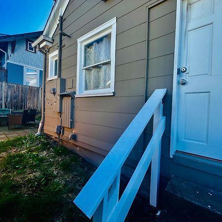 Tacoma Homestay- With Breakfast Included-Private Room Εξωτερικό φωτογραφία